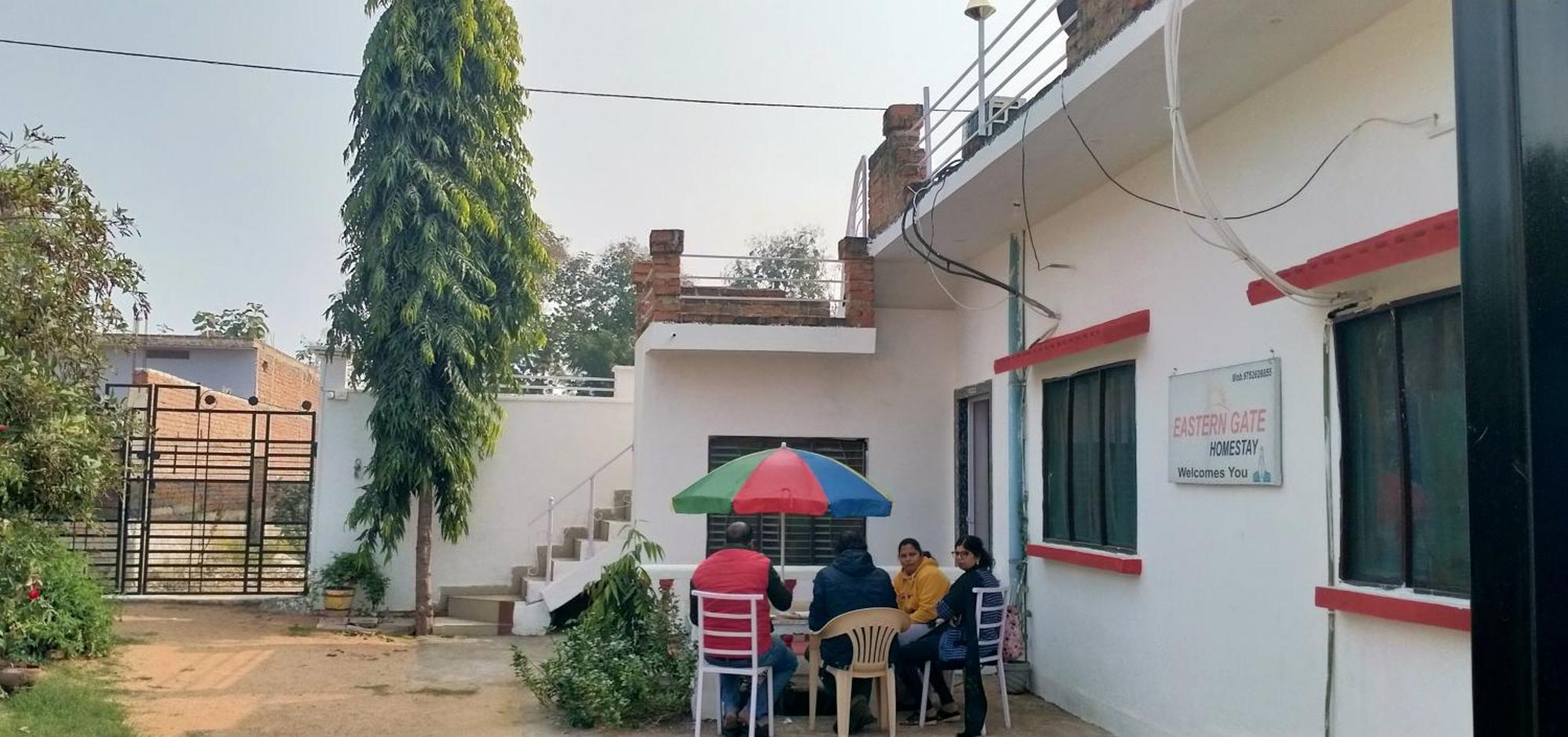 Eastern Gate Homestay 克久拉霍 外观 照片