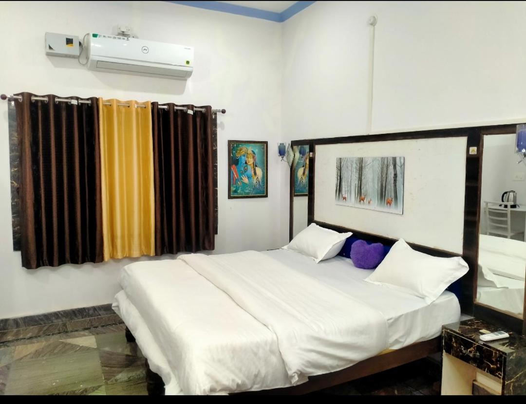 Eastern Gate Homestay 克久拉霍 外观 照片